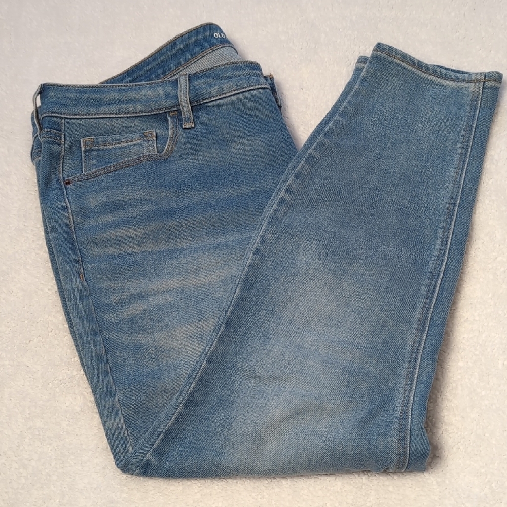 Old Navy Women's High-Waisted Rockstar Super-Skinny Jeans - Faded Medium Wash